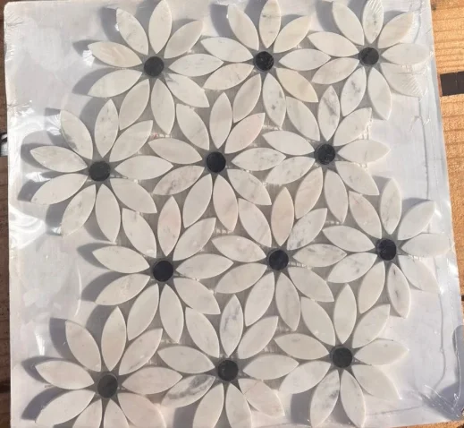 White floral marble mosaic tile pattern