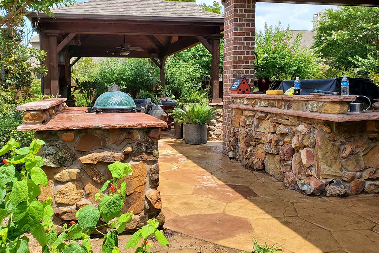 Luxury Stone Outdoor Kitchen with Pavilion & Firepit 2 Luxury-Stone-Outdoor-Kitchen-with-Pavilion-&-Firepit